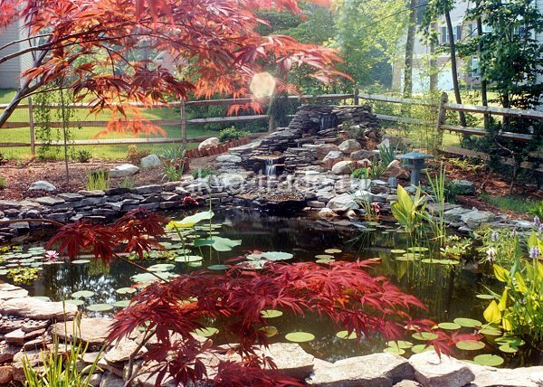 Декоративный водопад