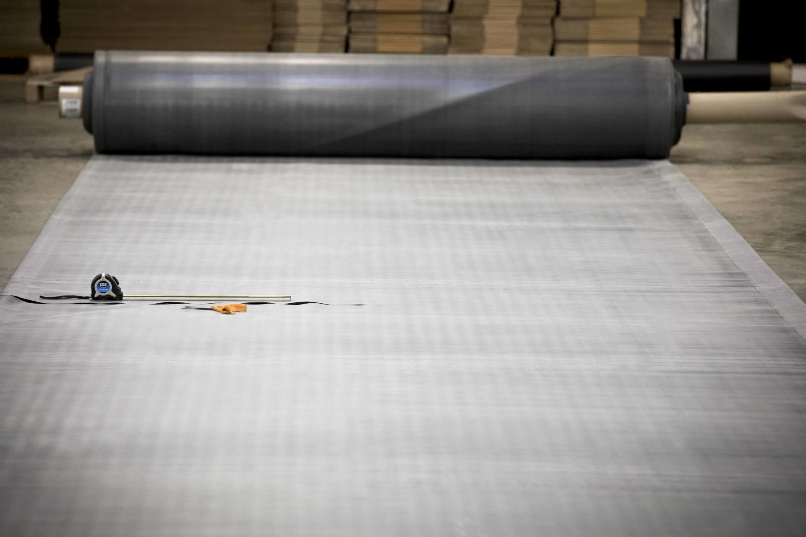 Пленка для пруда Firestone EPDM мембрана PONDGARD (США), толщина 1.02 мм, ширина 15.25 метра